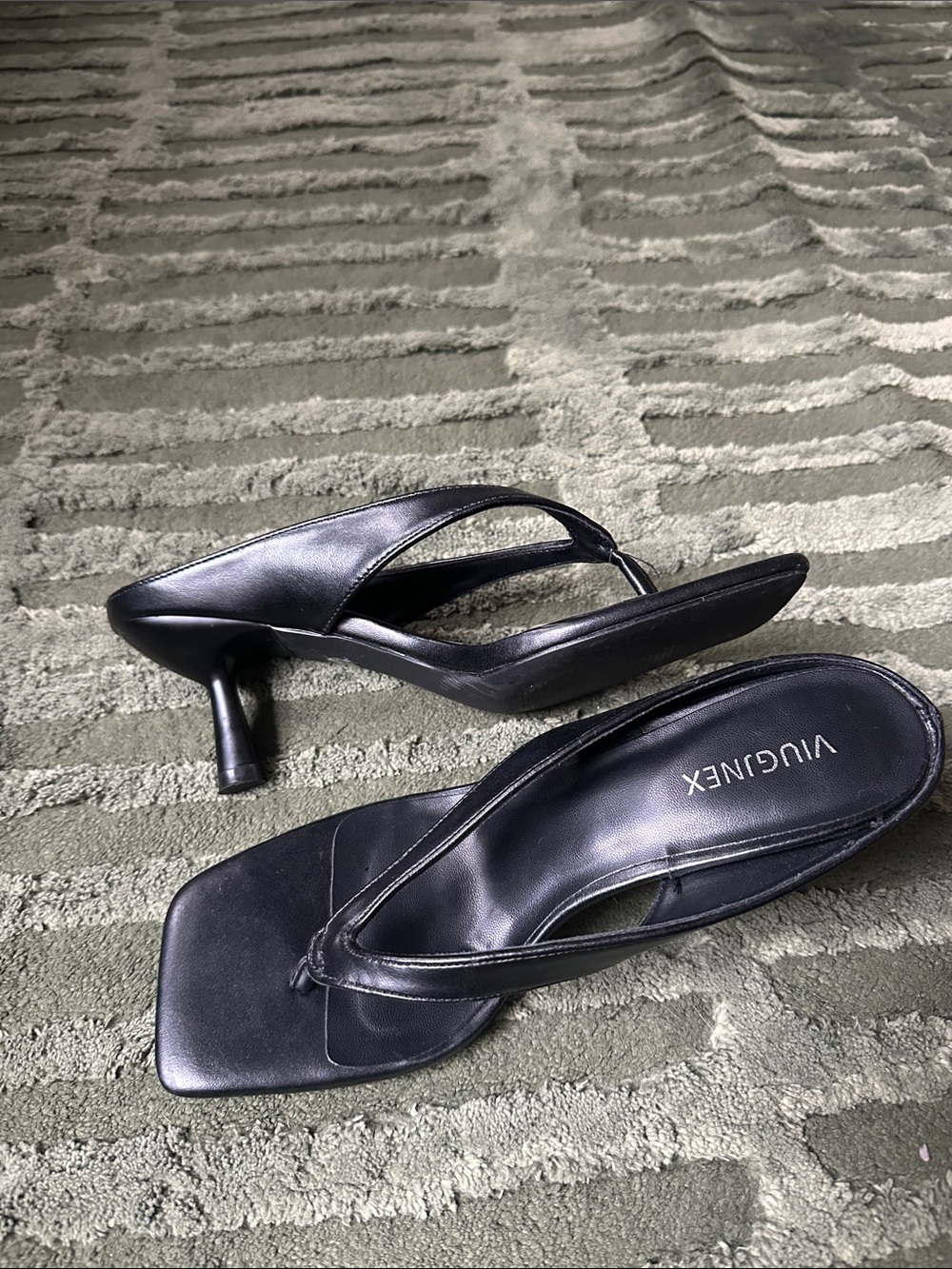 VioGenex Black Square-Toe Thong Heel Sandals